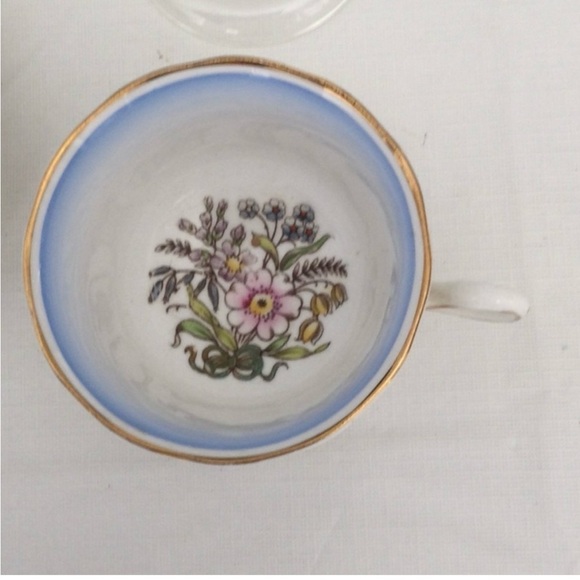 Vintage Royal Albert Bone China Cup & Saucer start your day feeling good. - Picture 7 of 8
